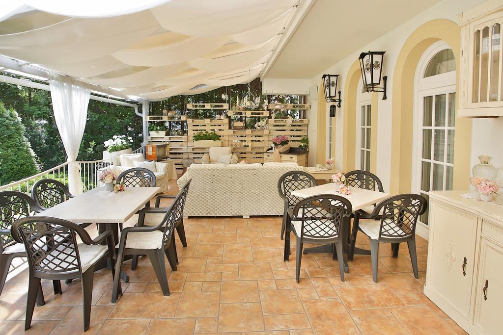Bonyhád Hotel Rittinger מראה חיצוני תמונה